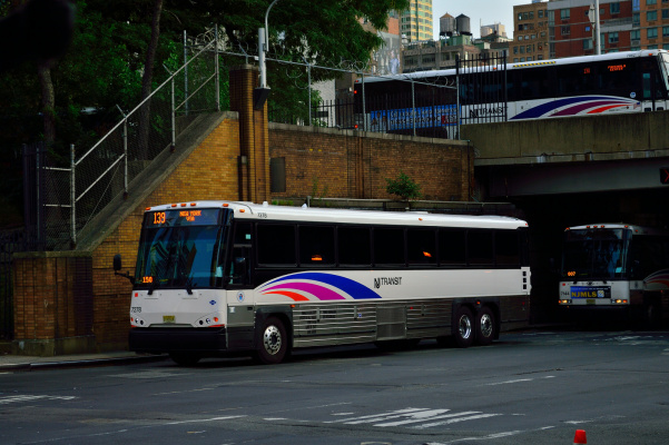 165T Bus: Why is the 8:40 Bus Always Late?