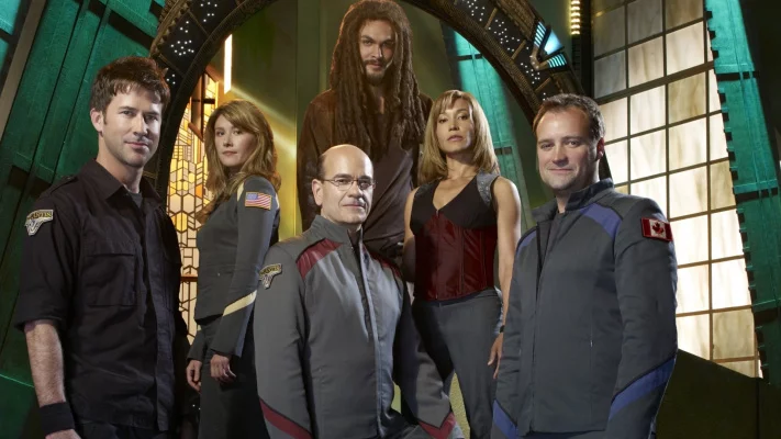 Get Rodney McKay (David Hewlett) and co back in Stargate