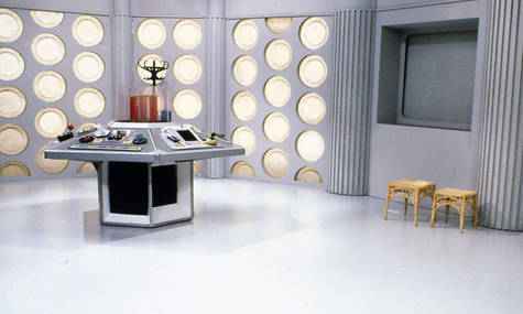 Petition Classic Doctor Who TARDIS Set