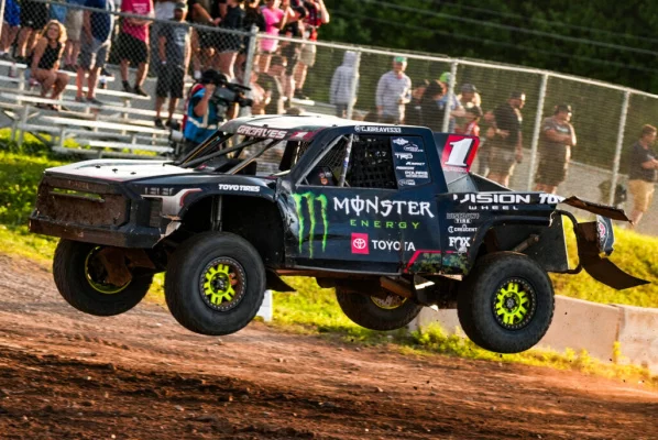 iRacing Thad Countryman PRO truck drive