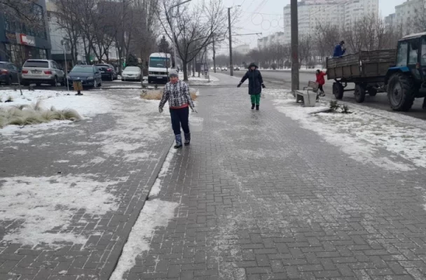 licitare de urgență pentru suspendarea orelor cu prezență fizică în data de 26 Ianuarie 2026