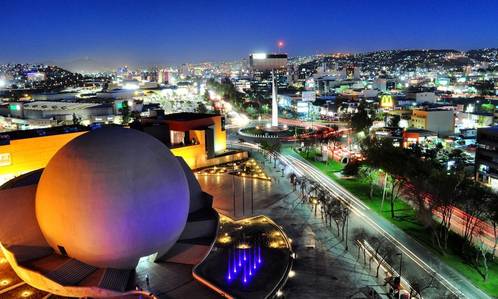 Nick Carter or Backstreet Boys in Tijuana