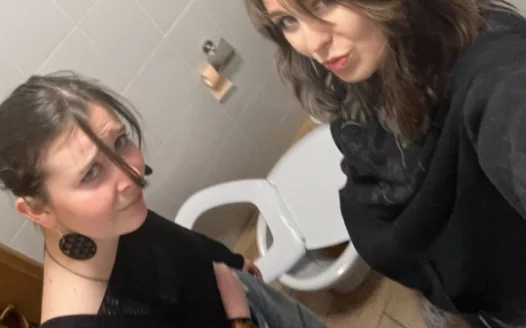 Petíció, hogy Évi is csináljon magának privát instát