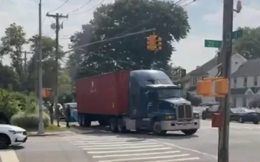 Preserve Our Neighborhood-Help Remove Illegal Commercial Activity/Parking From Our Street