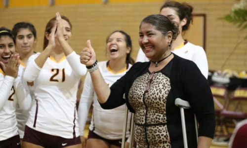 Rename the Harlandale High School Gym in Honor of Coach Sylvia Cardenas