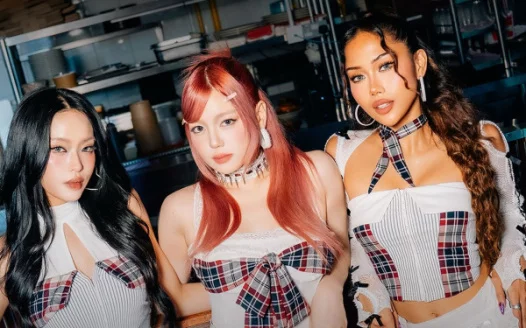 Reupload Dolla's Question MV - Fans Support Artistic Freedom