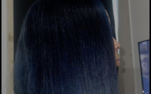 wear any coloured hair